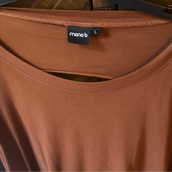 Mono B Cut-Out Top - Picture 3 of 3